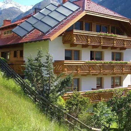 Fruehstueckspension Rehwinkl Гостевой дом Зёльден